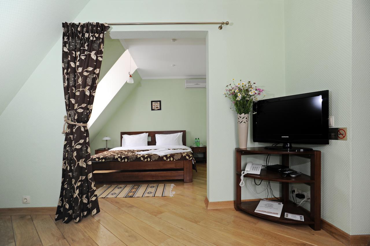Zolota Forel Hotel Korostov Rom bilde